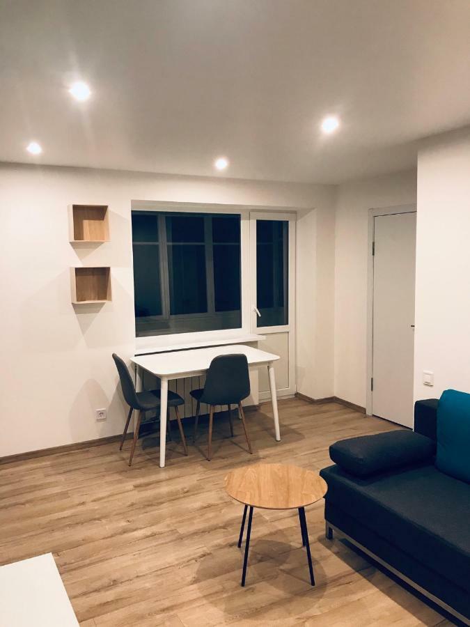 Tf Apartment Двокімнатні Апартаменти В Центрі Міста Полтава Екстериор снимка